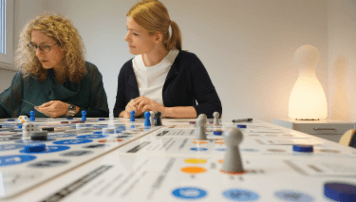 Digitale Kompetenz - als Planspiel - von SchirrmacherGroup - quofox